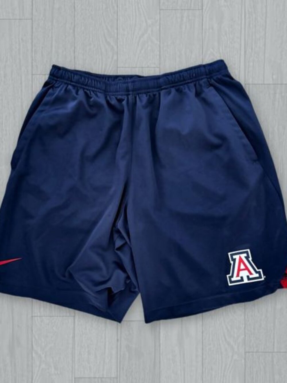 Nike Arizona Wildcats Navy Athletic Shorts Men's Size L NWOT College Gym